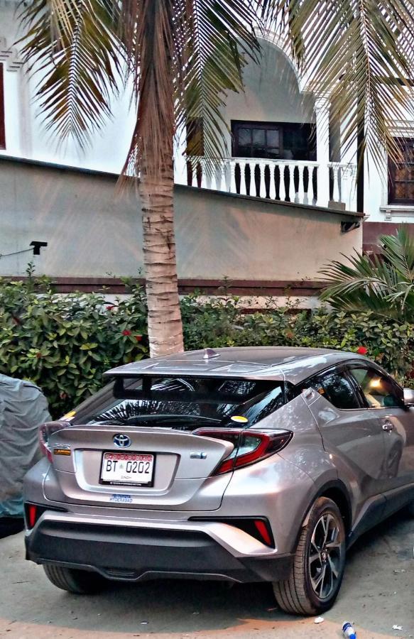 Hotel Hilton Bayview Lnn Karachi Esterno foto