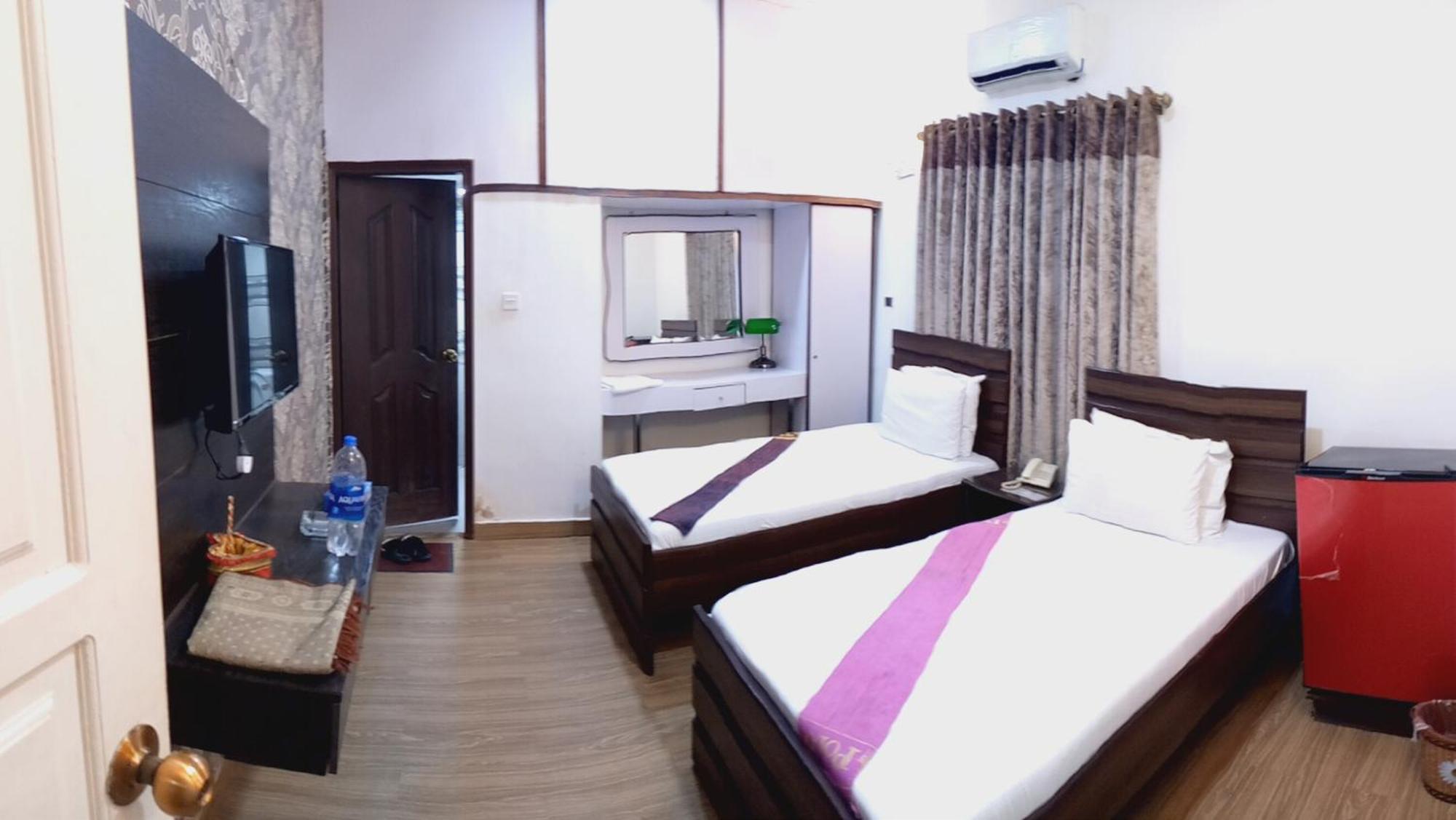 Hotel Hilton Bayview Lnn Karachi Esterno foto