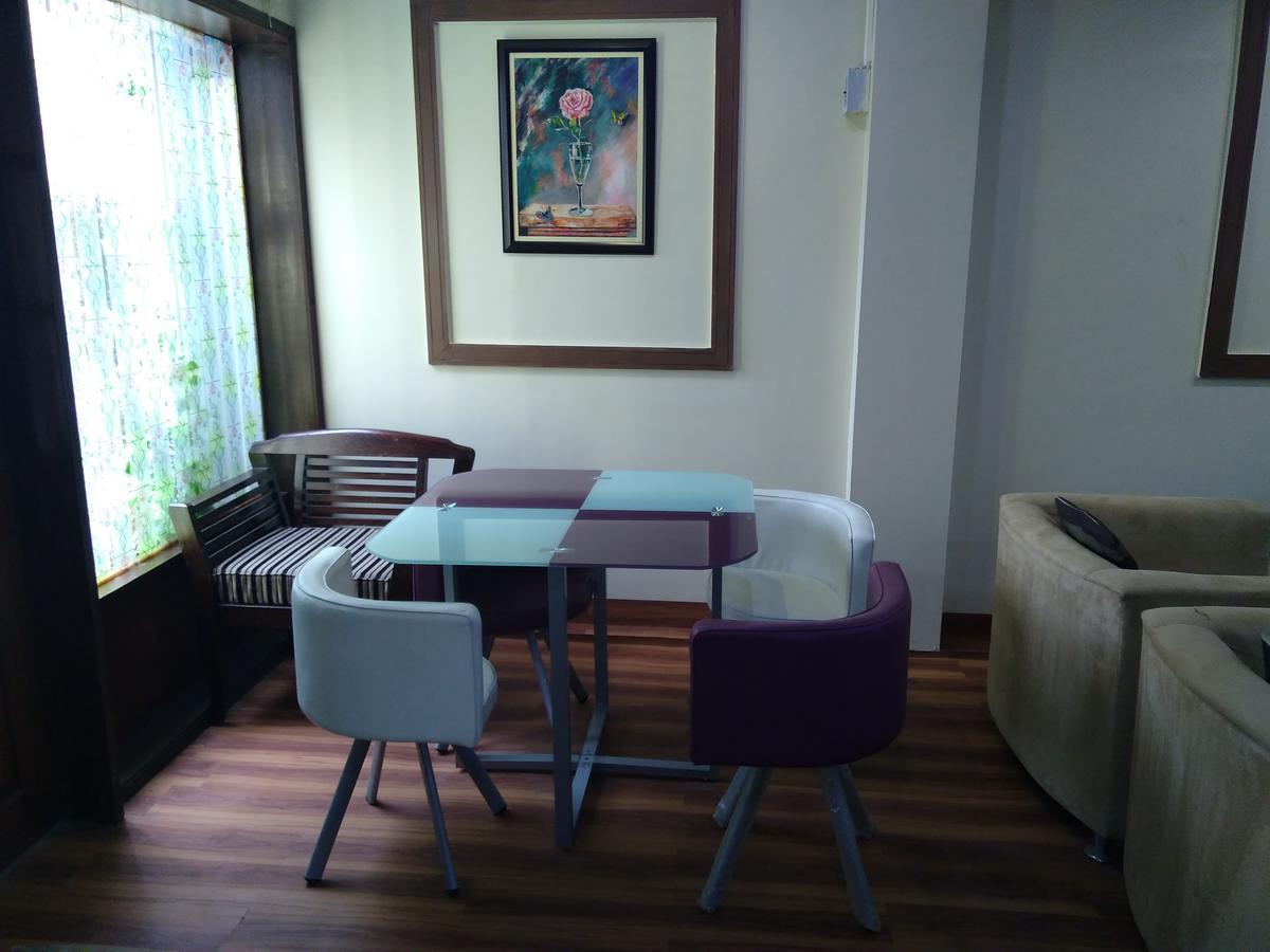Hotel Hilton Bayview Lnn Karachi Esterno foto