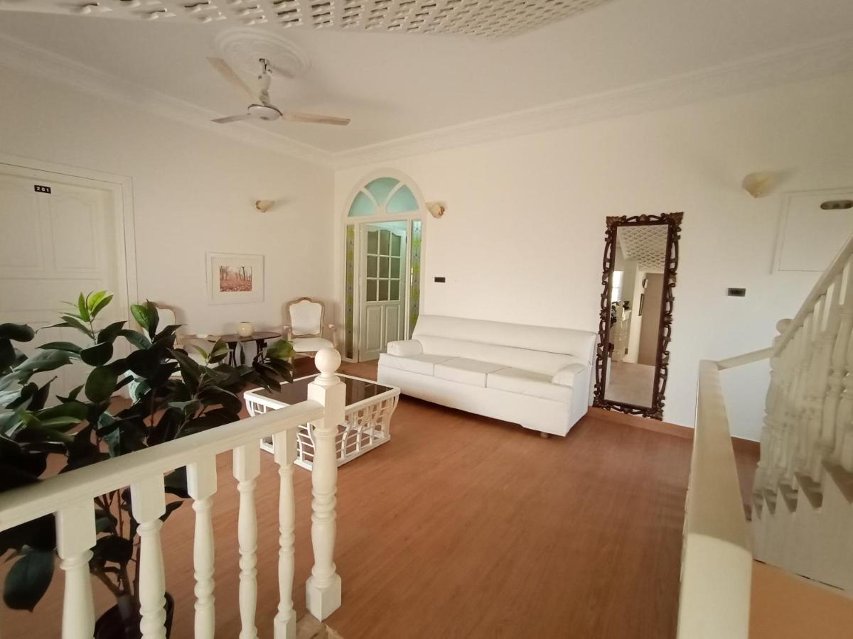 Hotel Hilton Bayview Lnn Karachi Esterno foto